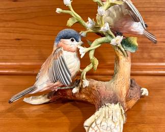 Buen Retiro Bird Figurine