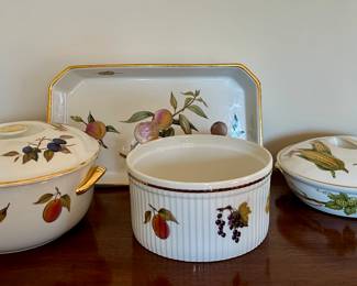 Evesham Serving Pieces