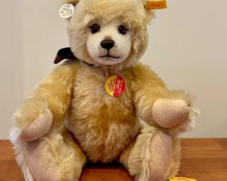 Steiff Mohair Bear (2973)