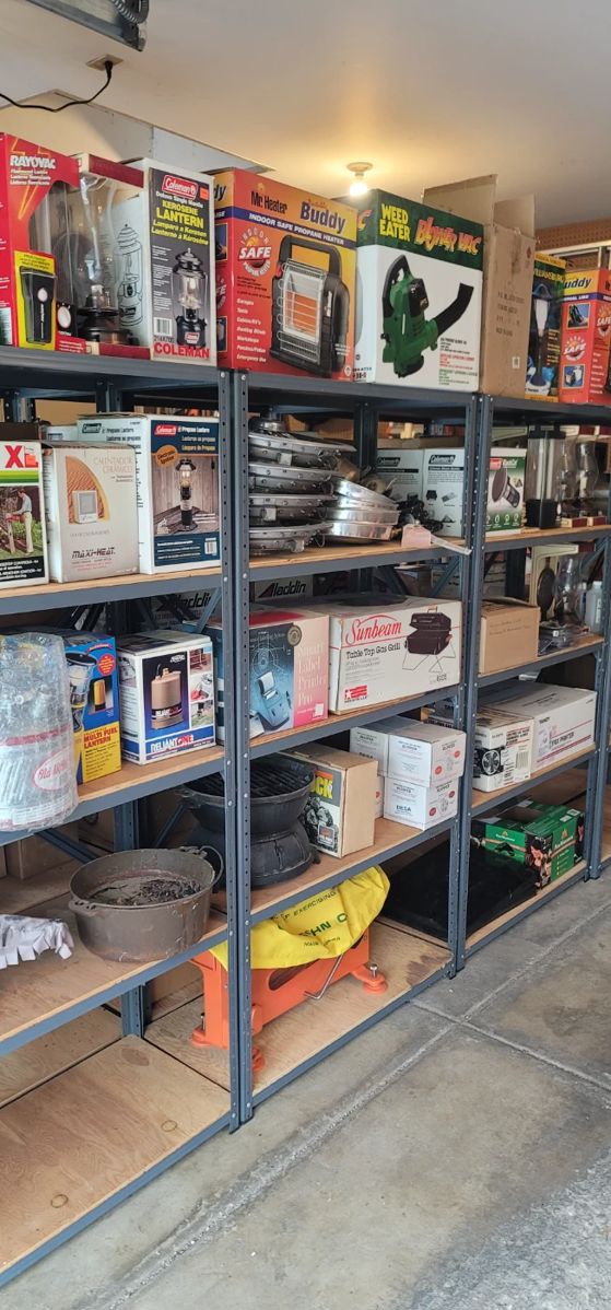 Hammer Estate Sales & Auctions in Aurora, IL