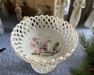 Milk glass bowl