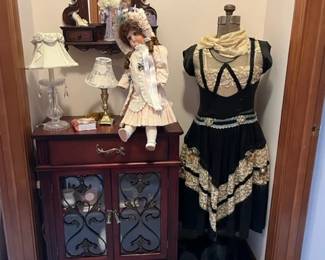 Vintage dress and form