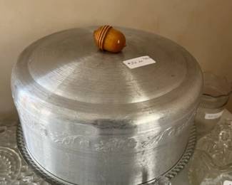 Vintage cake carrier