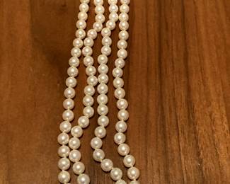 Cultured pearl & diamond necklace