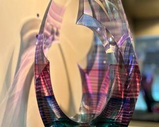 Stunning art glass sculpture by Michael David
