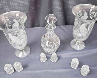 CRYSTAL DINING ITEMS