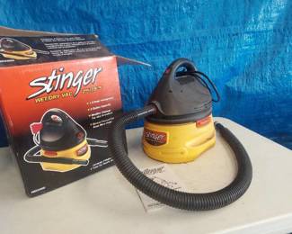 Stinger Wet/Dry Vac - 2 Gal