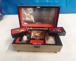 Musical jewelry box with contents