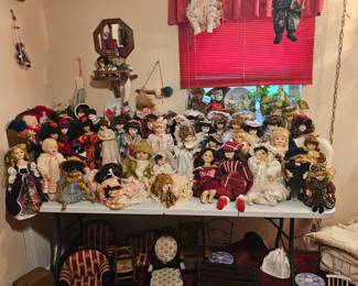Doll Room #1