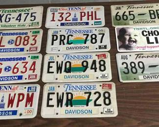 Lot 134-G: TN License Plate Assortment

Features: 
•	11 Tennessee plates (10 license plates and one display plate) spanning from 1988-2021
•	See photos for details


Condition: Good Pre-owned condition

