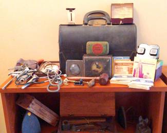 Vintage Stereoscope Viewfinder, Doctors instruments, Knives and more.