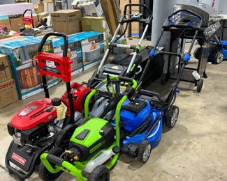 Lawn Mowers, Pressure Washers and Hot Tubs Orlando Estate Auction