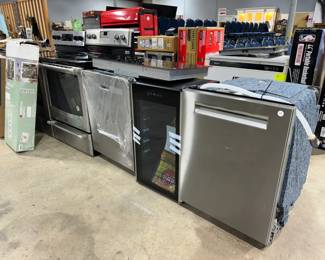 Dishwashers, Wine Coolers and Stoves Orlando Estate Auction