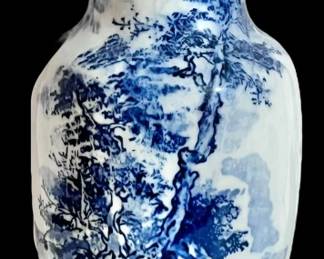 Beautiful Blue White China Vase