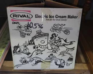 #10546 • Rival Electric Ice Cream Maker
