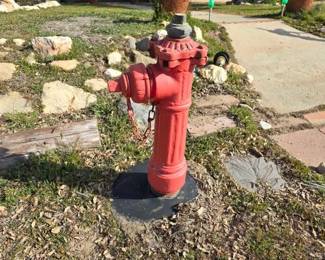 #4516 • Fire Hydrant

