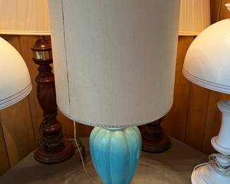 vintage MCM ceramic urn lamp