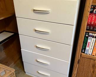 5 drawer wood dresser, light