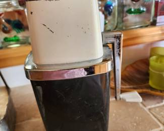 Vintage ice crusher