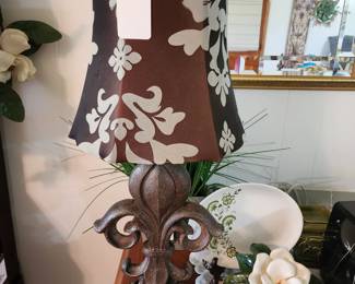 One of 2 fleur de lis lamps