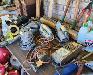 Sanders, levels, garden tools