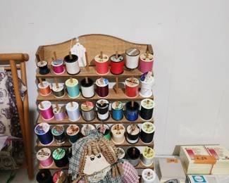 Wooden thread holder