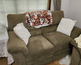 Very nice La Z Boy love seat - both seats recline and we have matching couch that also reclines.  Both are in mint condition