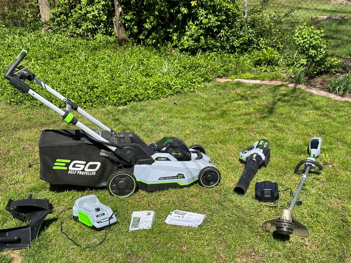 Ferndale Vintage Clothing/Furniture/ Decor... starts on 4/27/2024