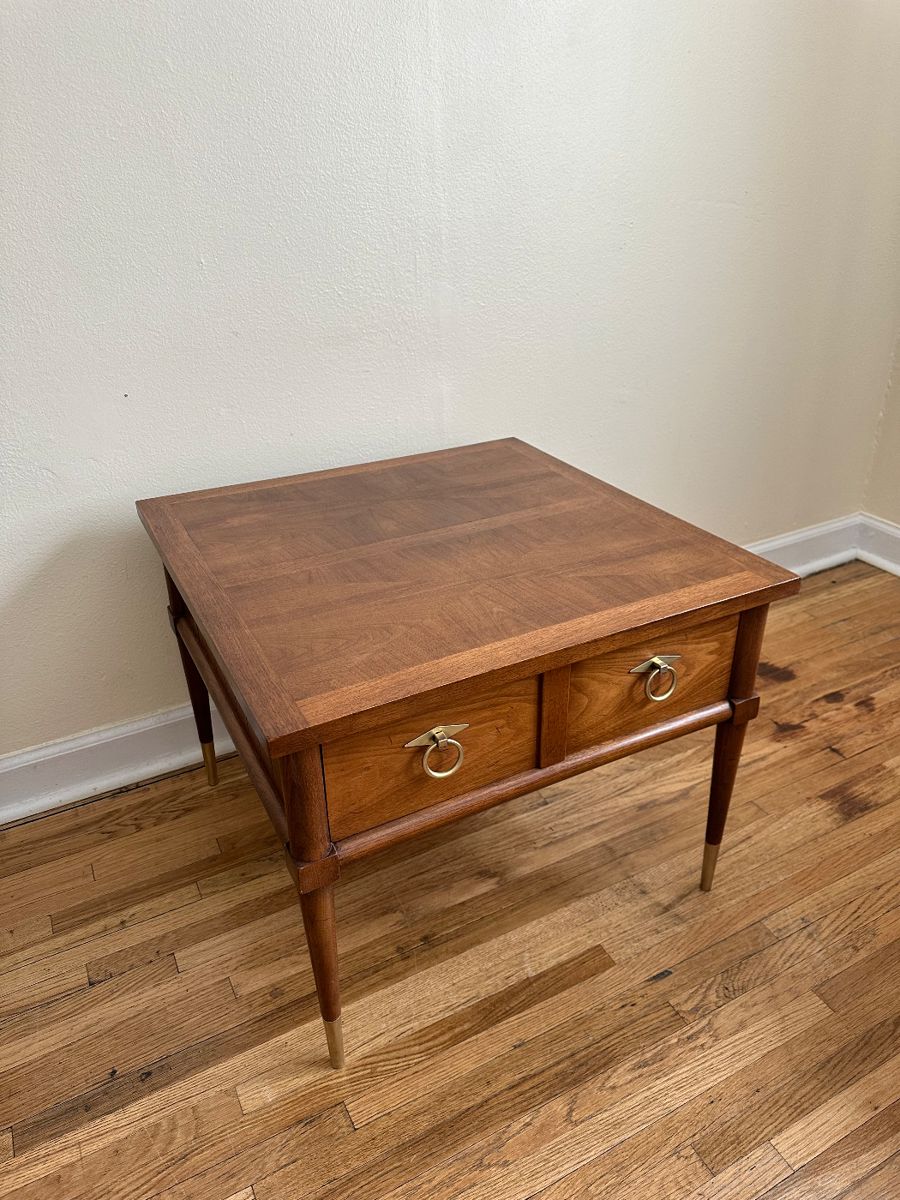 Ferndale Vintage Clothing/Furniture/ Decor... starts on 4/27/2024