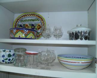 colorful Mexican pottery