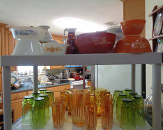 Assorted Pyrex and Vintage Glassware