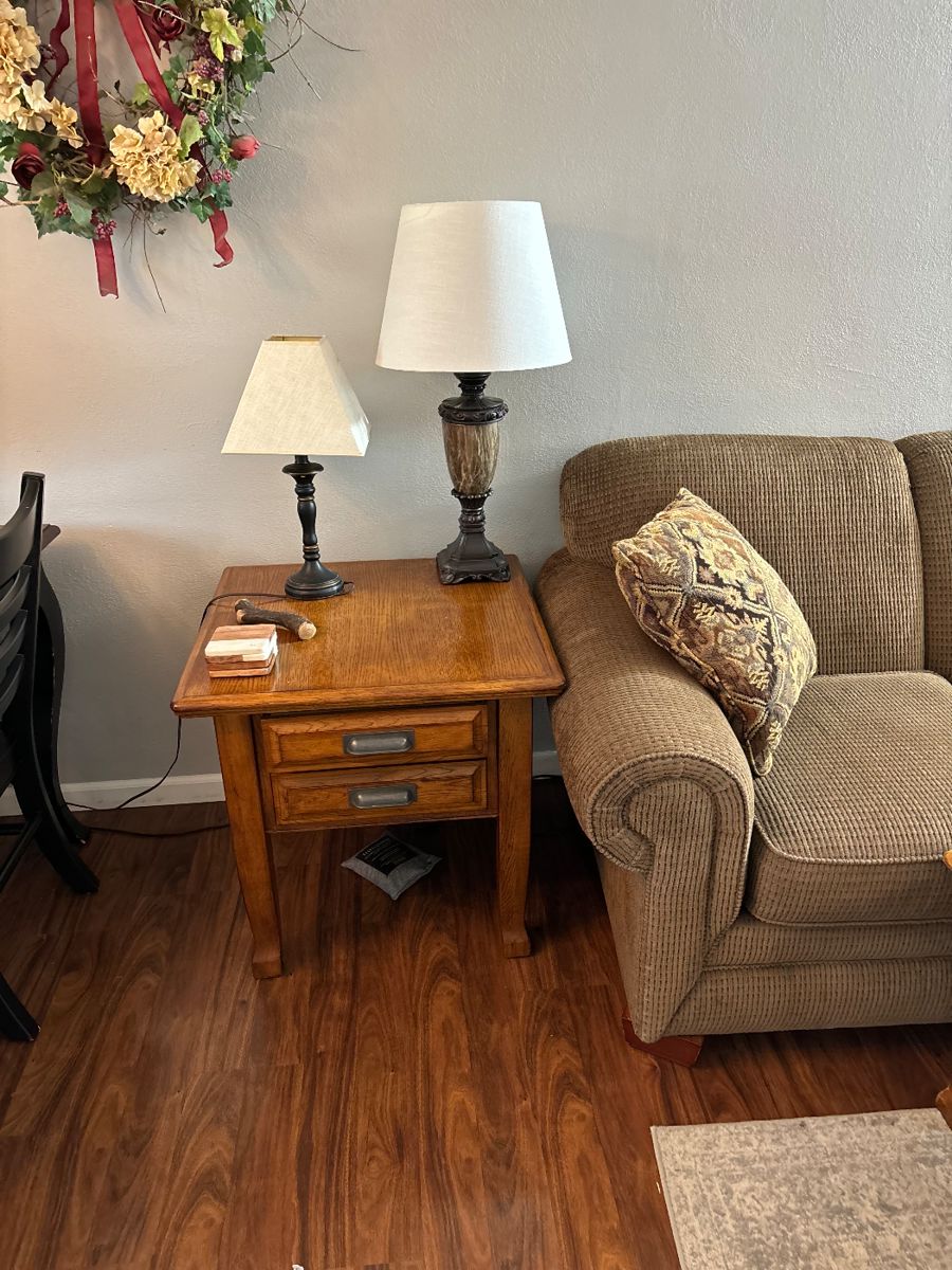 Amy Alfeld Estate Sales 3 bedroom Godfrey Sale!!! starts on 5/1/2024