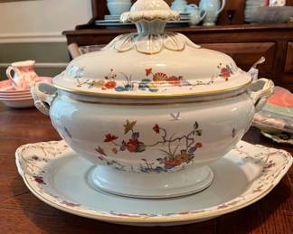 Mottahedeh Vista Alegre Covered Tureen w/underplate