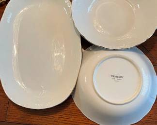 Tienshan 14" Oval Platter & Bowls