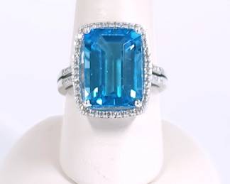 Large Swiss Blue Topaz and Diamond 14k white gold ring size 7