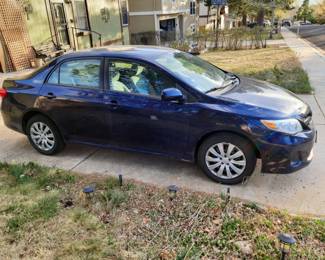 2012 Toyota Camry SE   88273 miles, title in hand