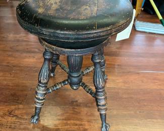 Vintage round piano stool