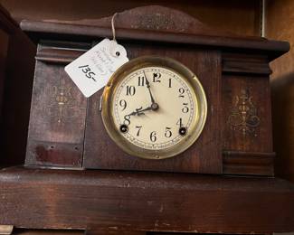 Sessions Mantel Clock (no glass)