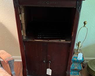 Project Piece Old Phonograph Cabinet