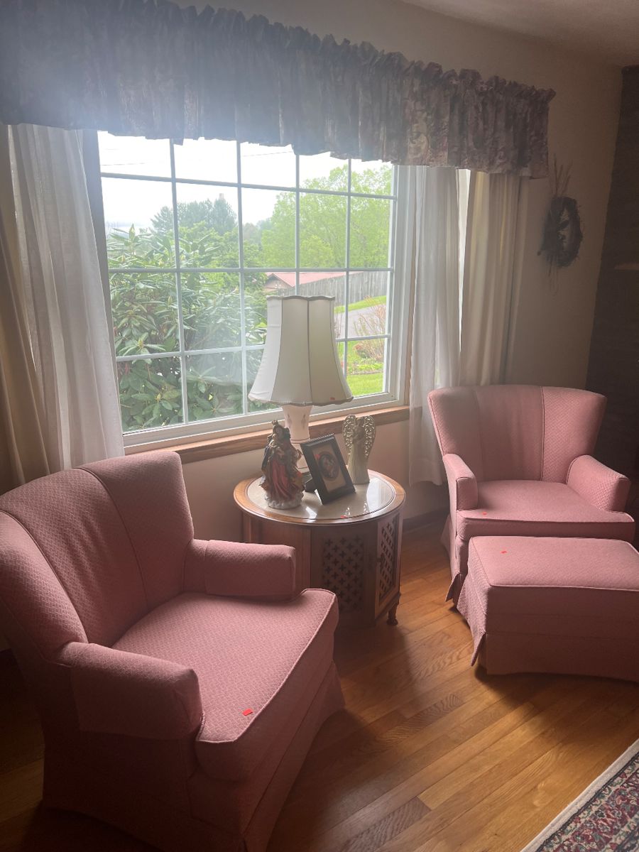 Southern Belles Estate Sales in Bristol, VA starts on 4/26/2024