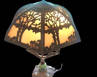 Beautiful art deco lamp with tree and city scene