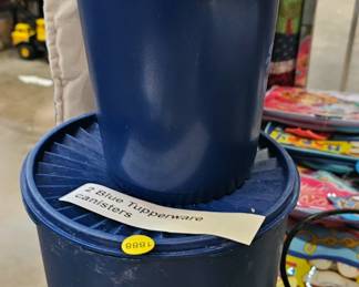 TUPPERWARE