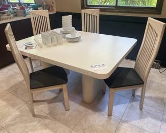 Post-modern laminate dining table, Italian S.P.A Tonon dining chairs