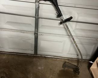 Poulan Pro Weed Eater