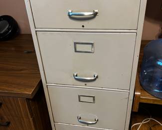 4 Drawer File Cabinet