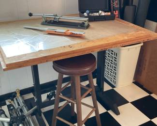 Drafting table