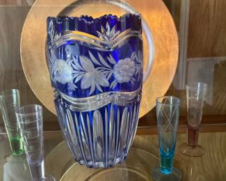 Vintage blue crystal, cut vase with floral pattern edging, multicolored blown shot glass set of 4