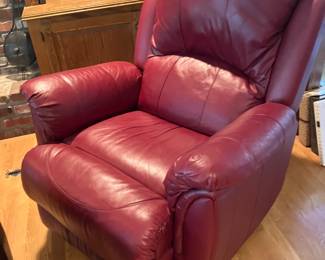 Lane Furniture leather swivel glider recliner (new condition)