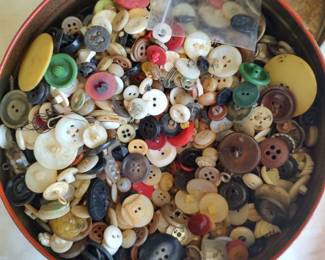 Can of buttons