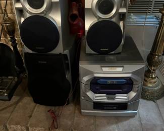 Audiophase 5 CD Changer and Speakers